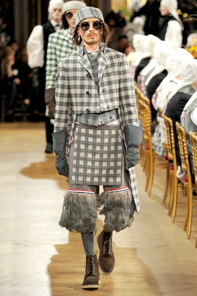 Look 34